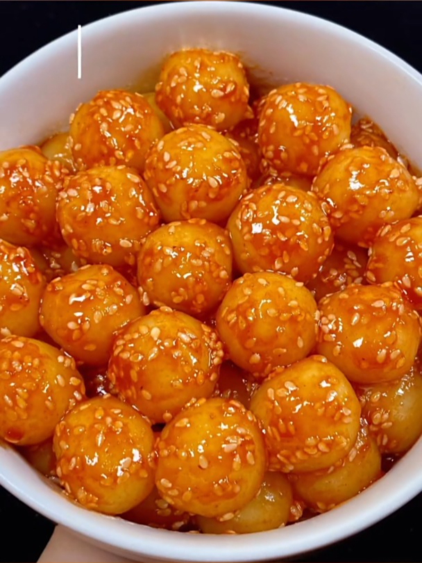 全家人一致同意列入年夜饭菜单8道特色美食,最后一道好吃到跺脚