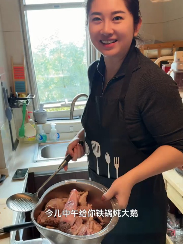 酸菜炖大鹅 你馋了没