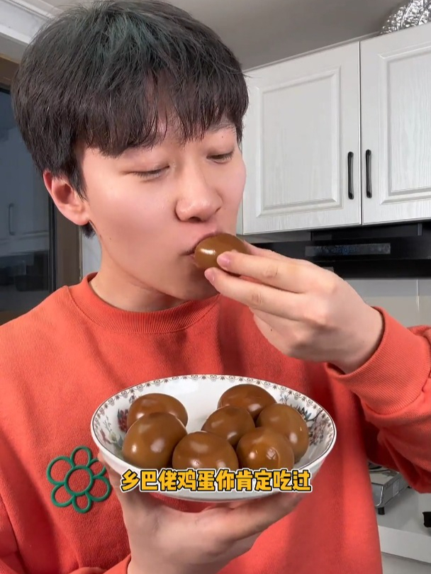 我真是乡巴佬,原来乡巴佬鸡蛋在家做这么简单