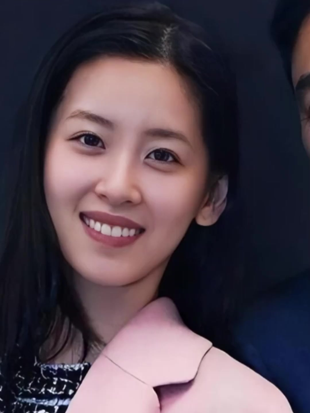 打不破的“基因定律”,41岁的刘强东娶了小19岁的奶茶妹妹!