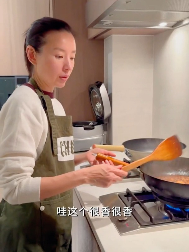 董洁版的卤肉饭,这样做简直香迷糊啦!一顿狂炫3碗饭!