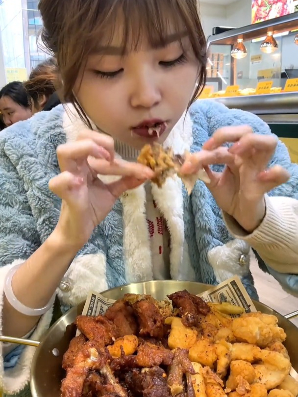 谁让俺去吃椒麻炸鸡自助的快来认领!