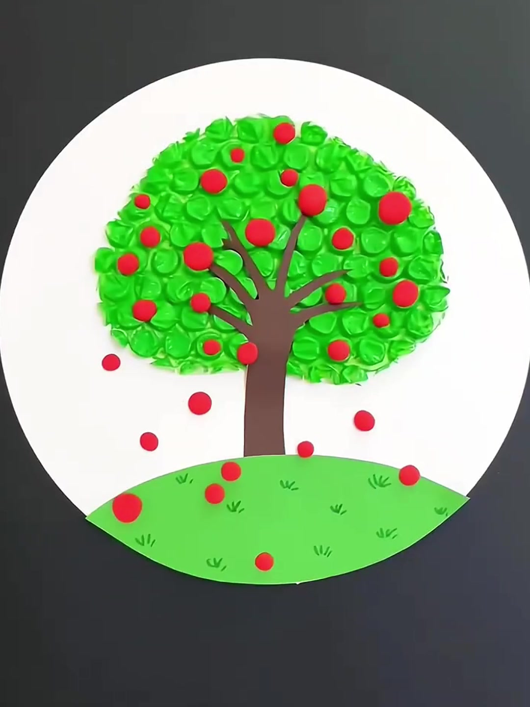 创意手工粘贴画—苹果树