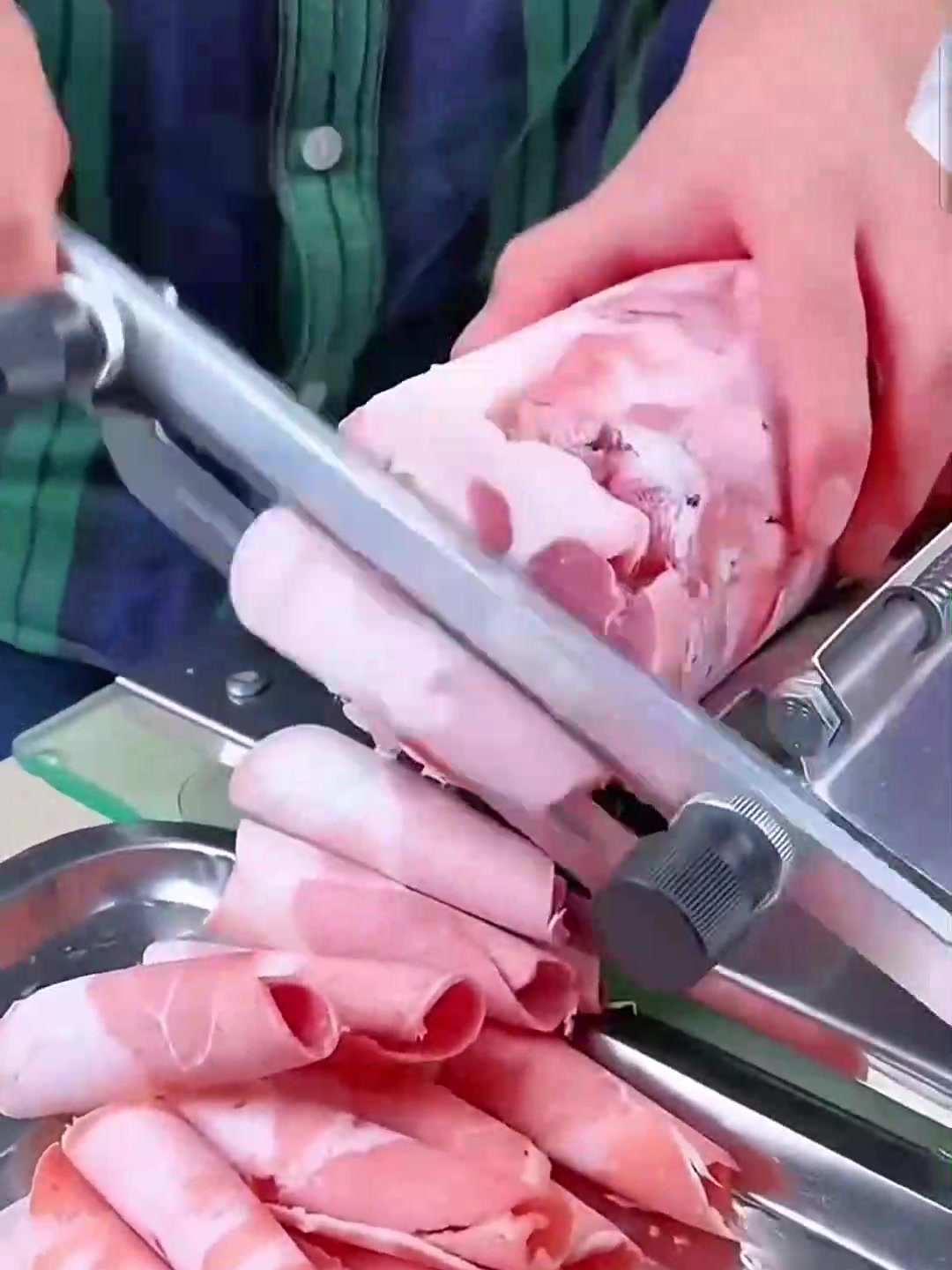 以后吃火锅不用去买羊肉卷了,有了这个自己在家可以做肉卷切片机