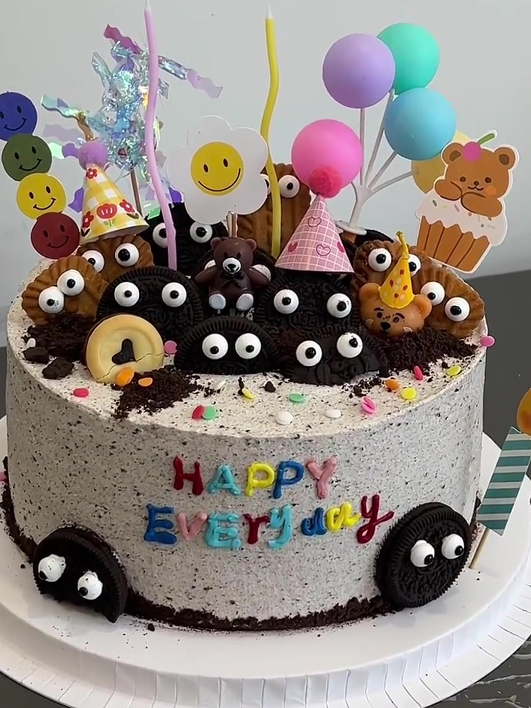 沉浸式制作奥利奥搞怪蛋糕