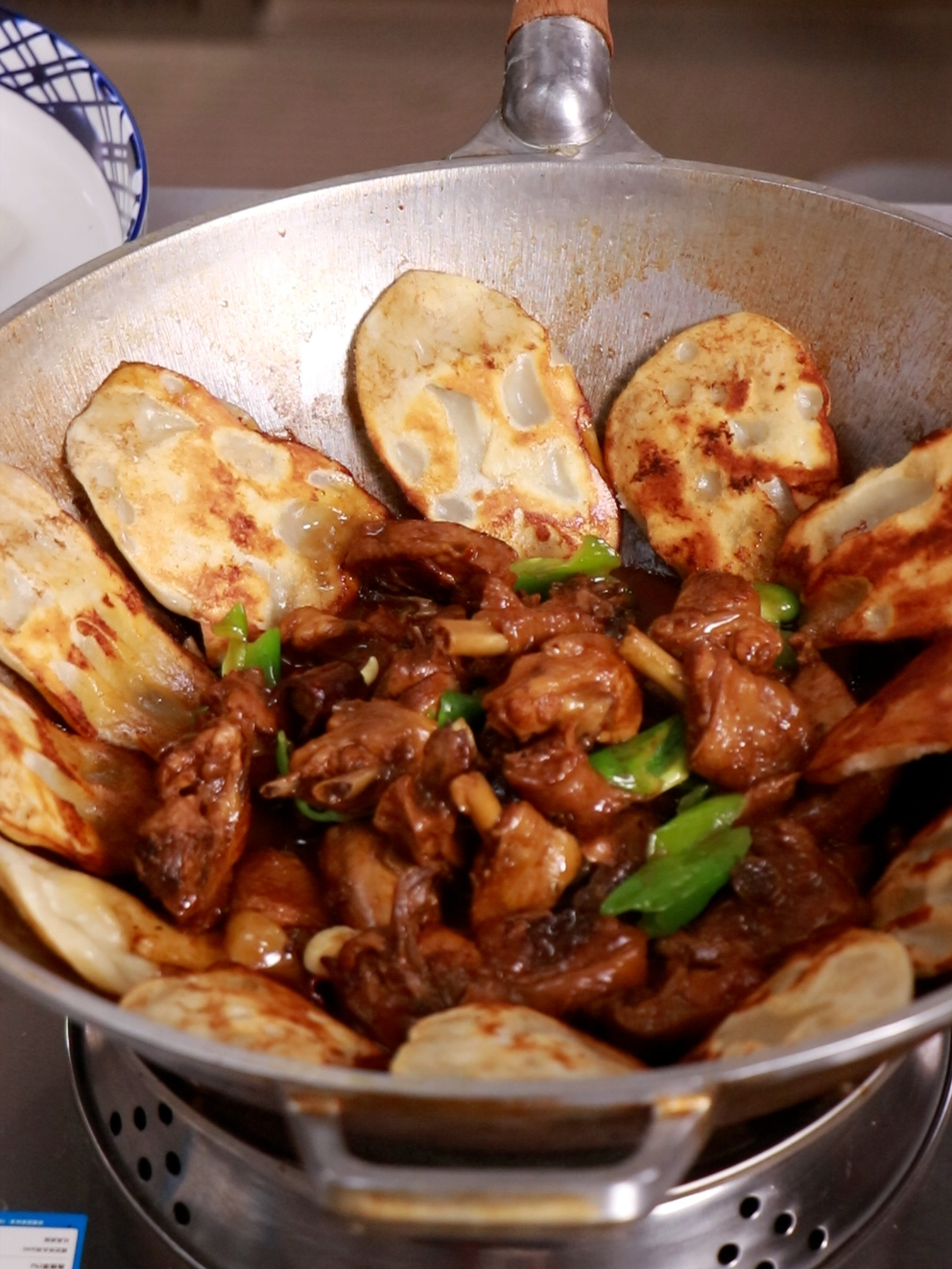 燃气灶版的皖北地锅鸡做法