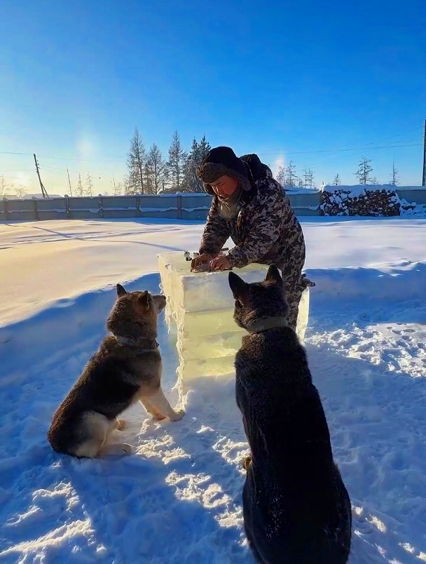 冬季的俄罗斯人都是如何吃鱼的,直接把鱼肉切成块生吃
