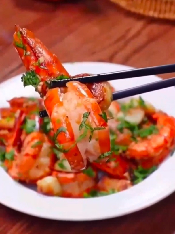 「舌尖诱惑」黑虎虾,活虾现捕,新鲜热卖,一口就爱上!