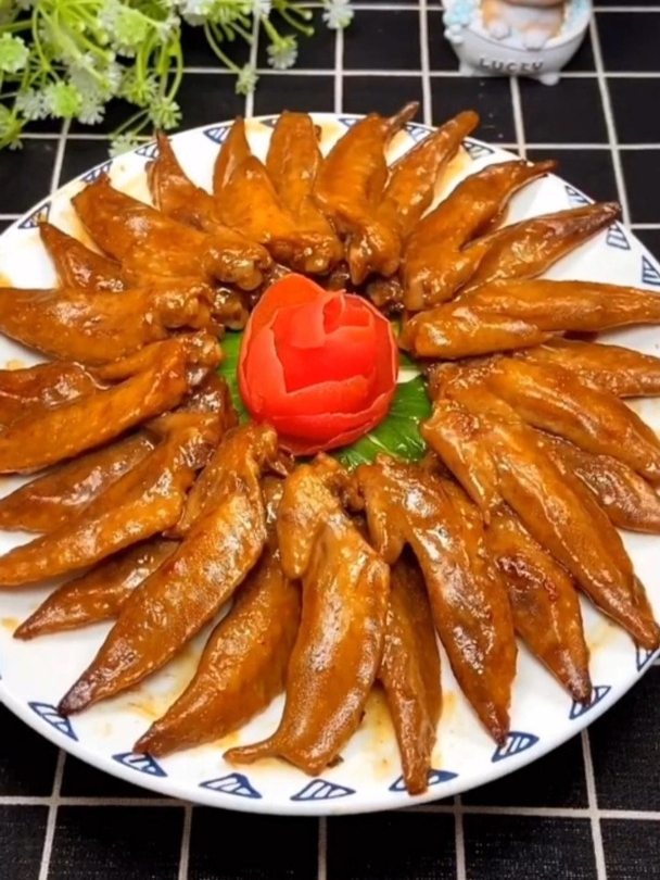 小朋友超爱吃的鸡翅尖做法