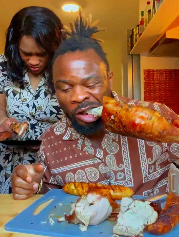 老外都是如何花式吃烤火鸡的,真是让人大开眼界啊