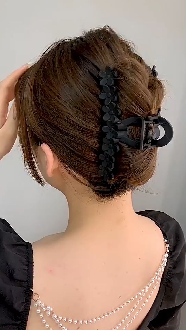 大号磨砂花朵抓夹女高级感后脑勺发量多盘发鲨鱼夹子网红发夹头饰