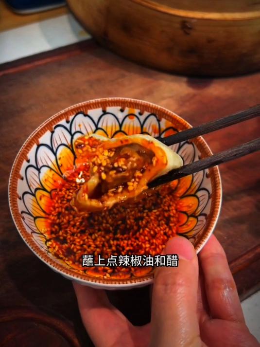 今天给大家分享一个蒸饺的做法