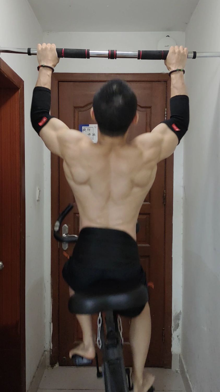 无氧加有氧=背阔肌巨大化