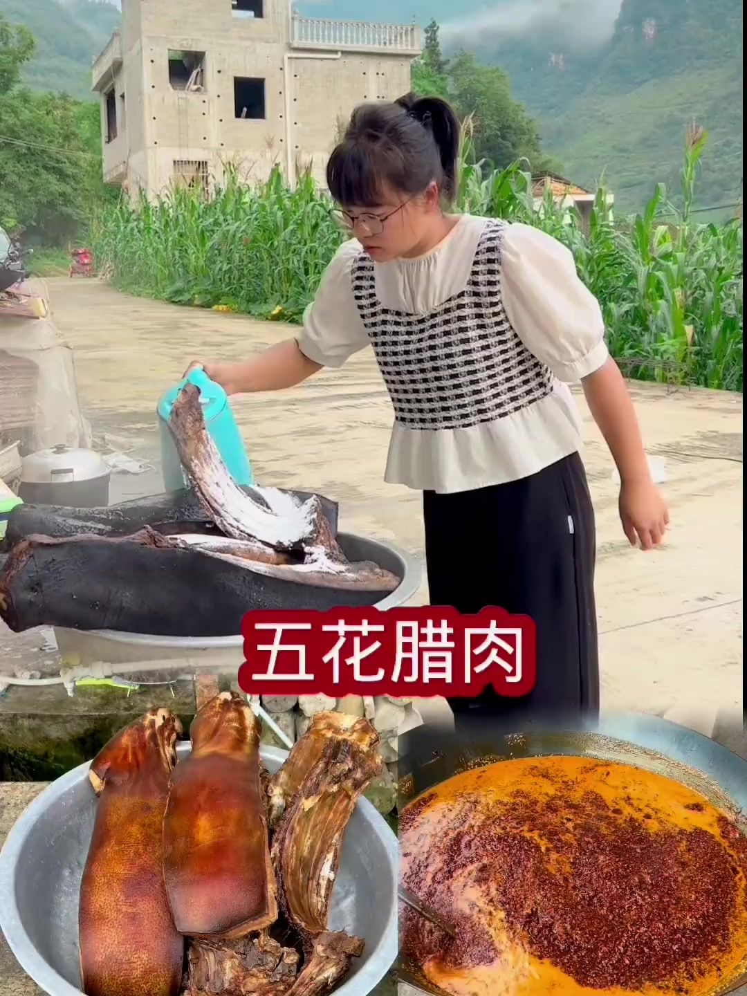 今天煮个腊肉辣椒油拌面吃可香了