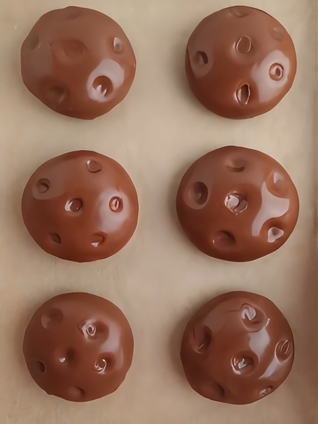 一口融化的幸福感!芝士奶油巧克力饼干,如何让你欲罢不能?