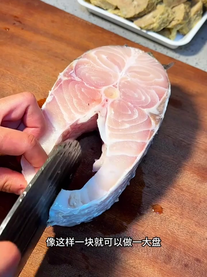 逢年过节家庭聚餐,都喜欢煮的干锅脆鱼,同样还能做各种干锅菜干
