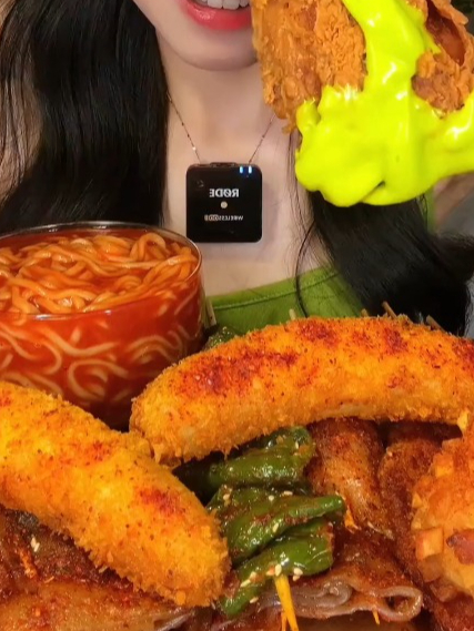 火鸡面 炸鸡 炸串