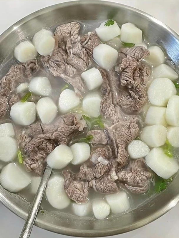 一位老中医告诉我的,冬季一定要多喝的八道营养汤