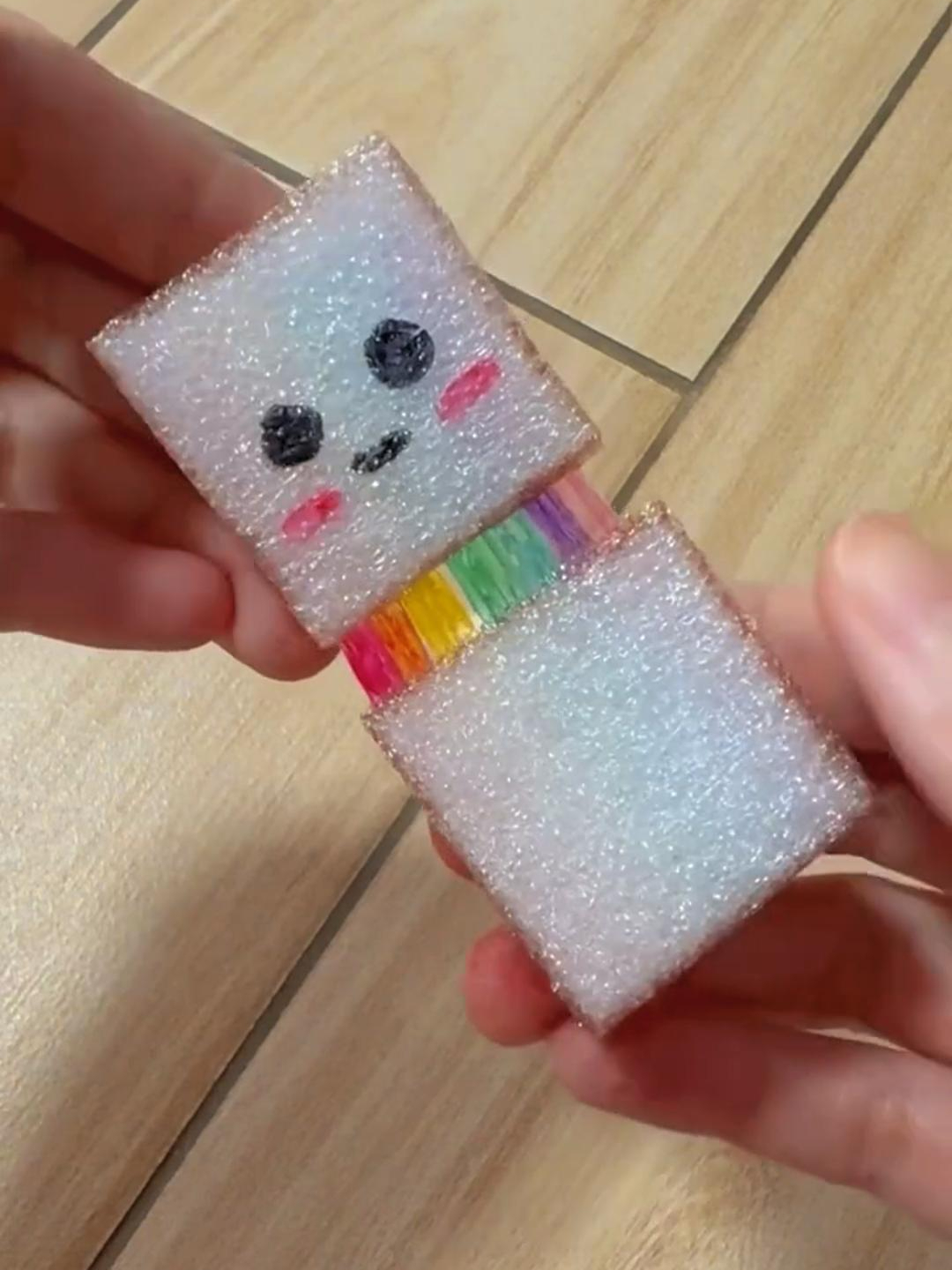 纳米胶和泡沫纸做一个彩虹拉丝面包