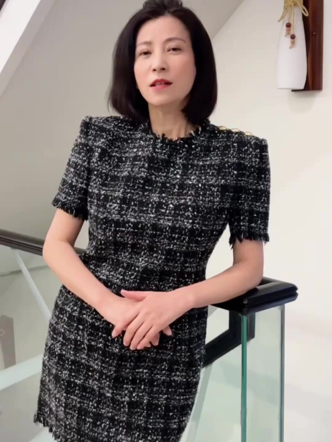 60岁上海独居女人一个人精致的下午茶