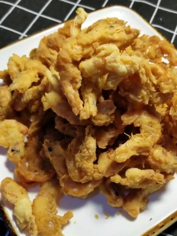 嘎嘣脆的干炸大虾