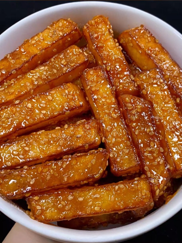 除夕年夜饭菜单,8荤6素1主食,学会全家夸你是大厨