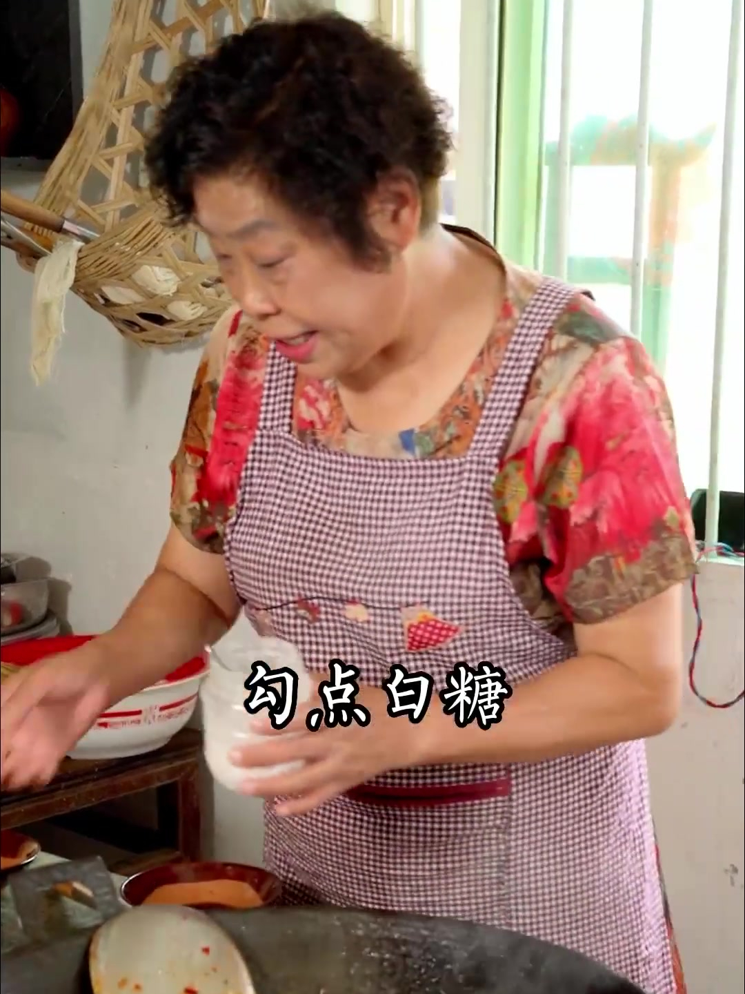 泡酸辣椒有很多方法各不相同,今天我做一个简单的泡酸椒