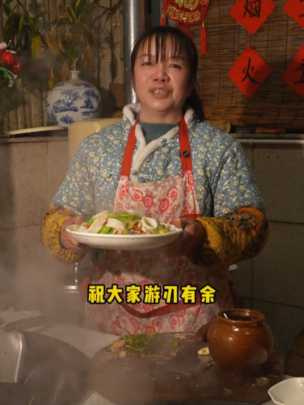 吃年夜饭啦!再普通的家常菜里都是爱~
