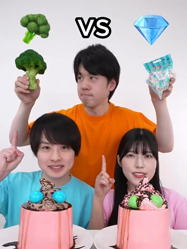 情侣蛋糕盲猜游戏