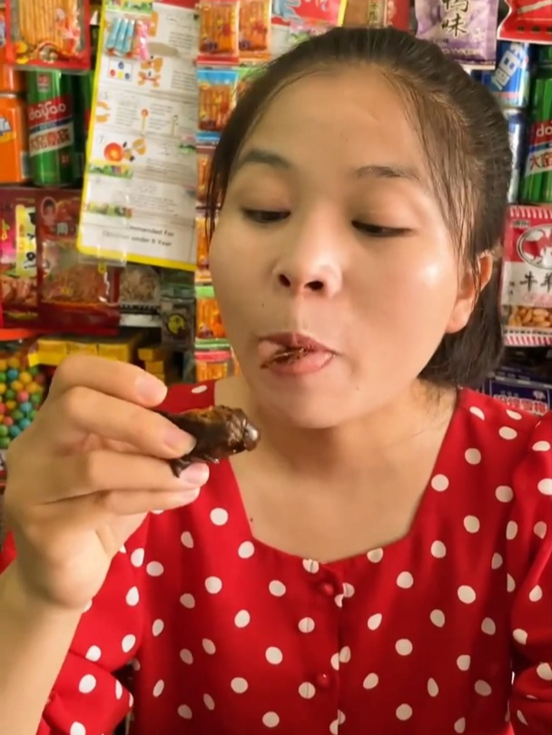 还记得小时候五毛一包的乡巴佬鸡脖吗?