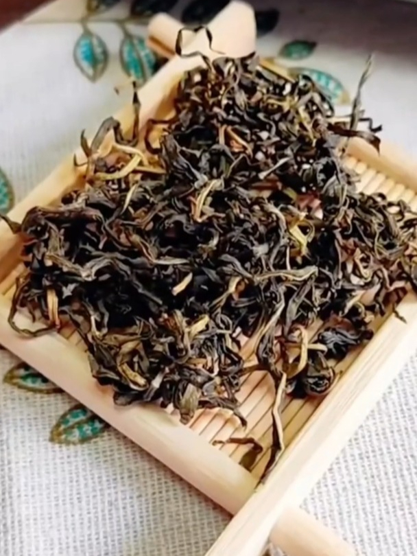 赶黄草又叫水杨柳、扯根菜,这是一种天然的植物