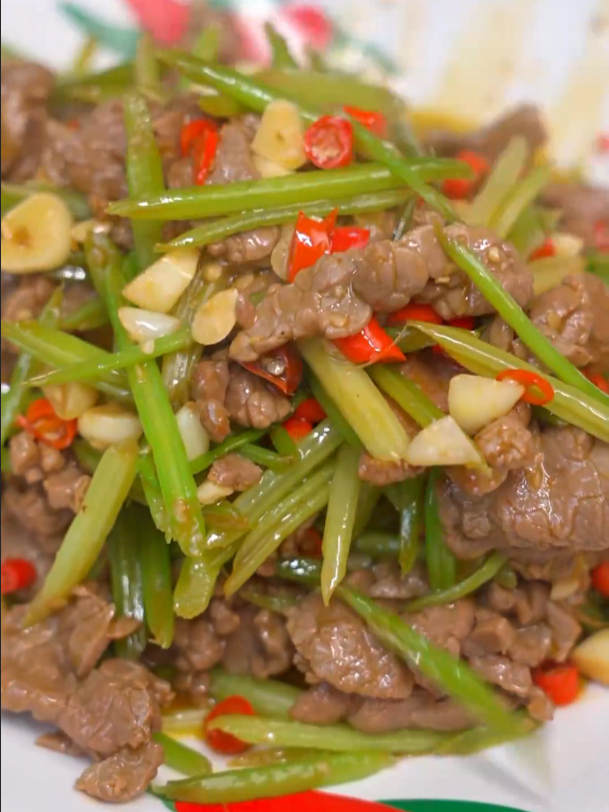 芹菜炒牛肉这样做才好吃