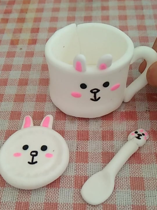 喜欢可妮兔还是布朗熊?