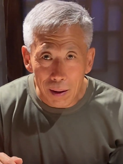 当我带第一次大爷吃重庆火锅,不告诉他是文松的火锅店