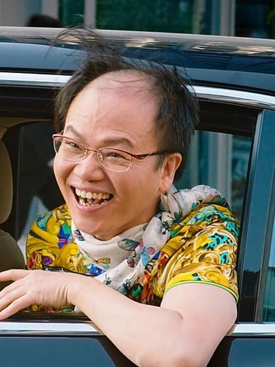 被指猥亵儿童,导演郑冀峰被刑事拘留!曾在《美人鱼》中饰演郑总