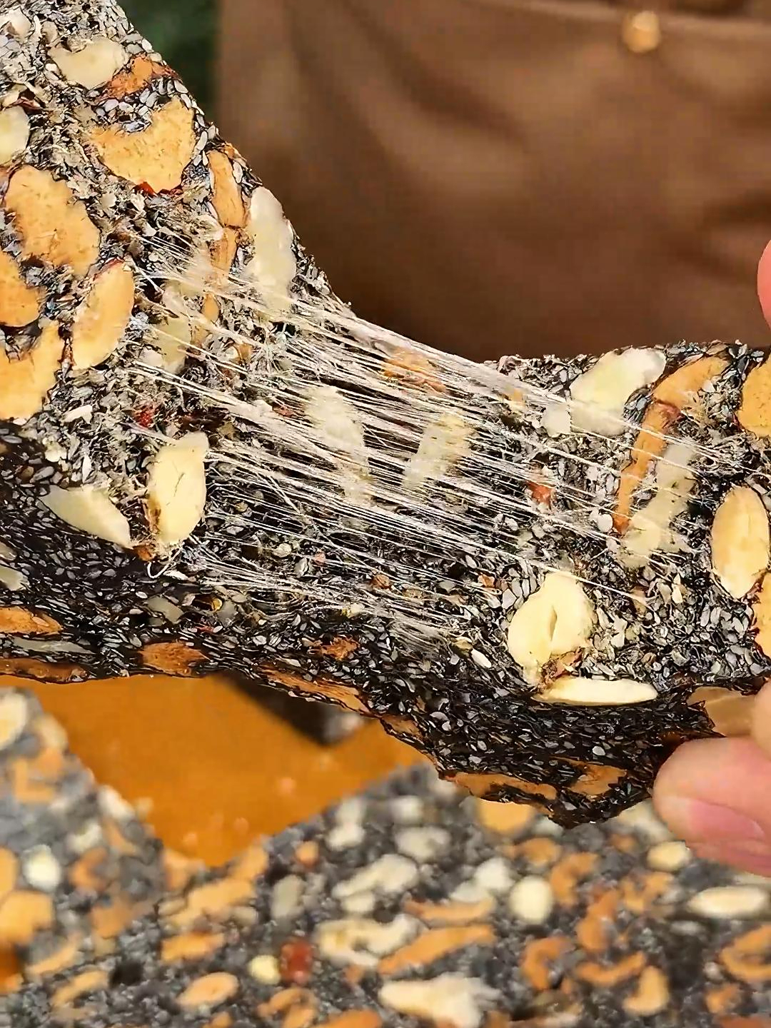 香甜软糯的阿胶糕,用料扎实丰富,口感非常满足