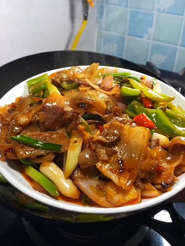 这样做的回锅肉你能吃几碗大米饭?