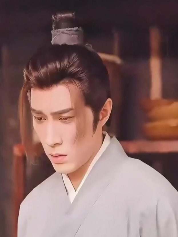 女孩穿越古代狂抓鱼,落难太子还看不上石板烤鱼,下一秒真香!