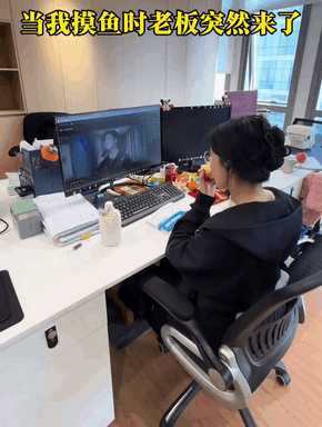 周五福利囧圖云飛系列 美女穿這么性感想去哪兒？