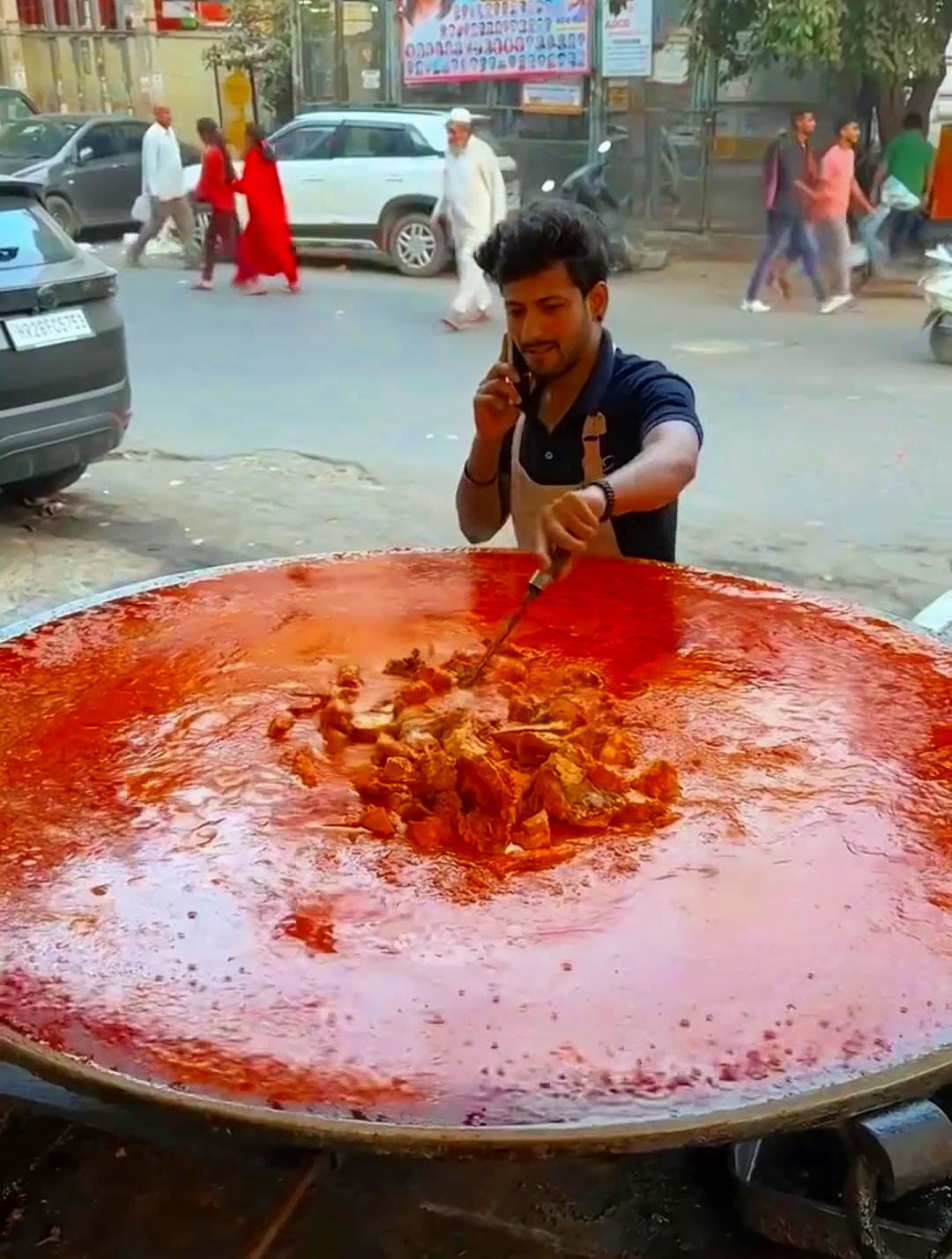 印度人是如何烹饪鸡肉的,这种咖喱鸡块你吃过吗?真是干净又卫生