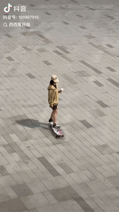 周五福利囧圖云飛系列 餐廳有美女跳舞何愁沒(méi)生意