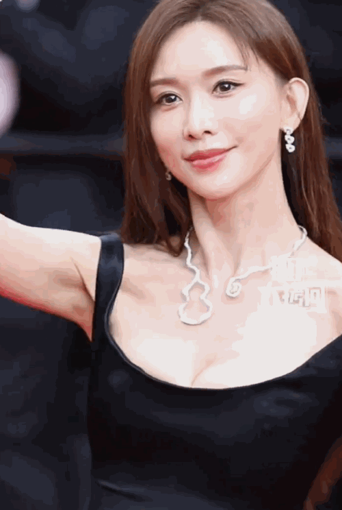 周五福利囧圖云飛系列 餐廳有美女跳舞何愁沒生意