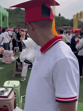 周五福利囧圖云飛系列 小姑娘不善言辭但懂得拳腳