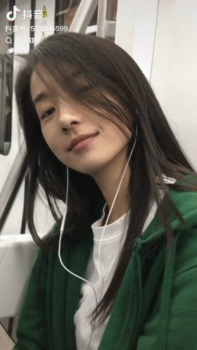 周五福利囧圖云飛系列 小姑娘不善言辭但懂得拳腳
