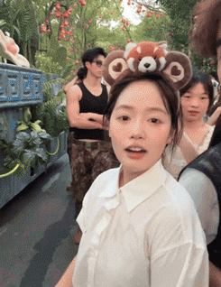 周五福利囧图云飞系列 这小鹿的曲线真是美妙啊！