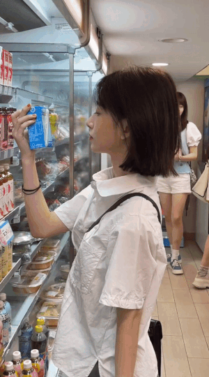 周一內(nèi)涵囧圖云飛系列 現(xiàn)在女裝的質(zhì)量真的不行！