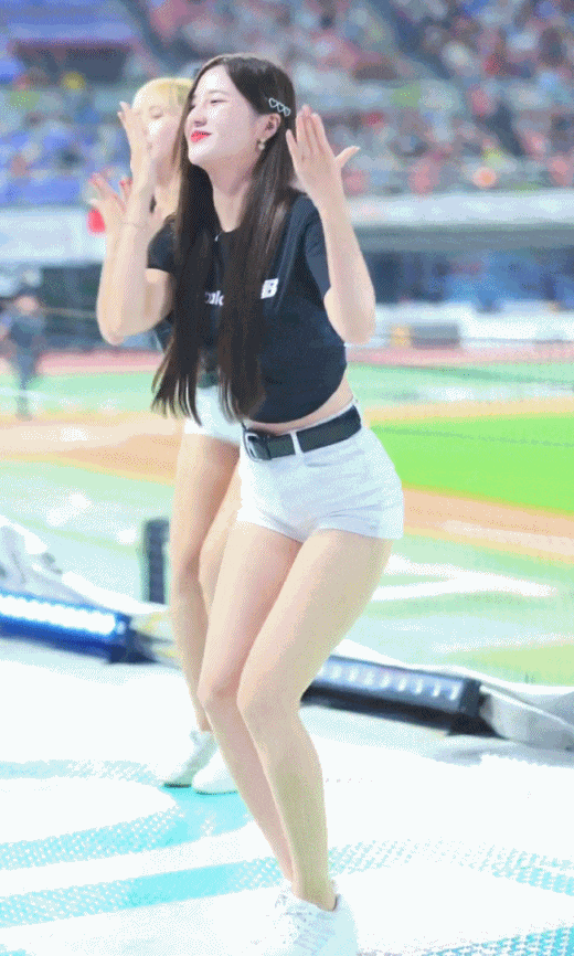 周一內(nèi)涵囧圖云飛系列 現(xiàn)在女裝的質(zhì)量真的不行！