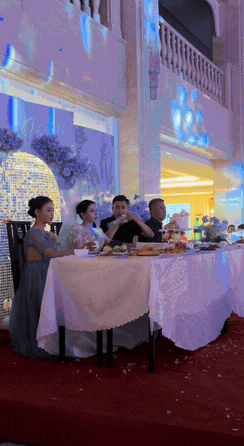 周一內(nèi)涵囧圖云飛系列 男人看美女是先天的反應(yīng)?