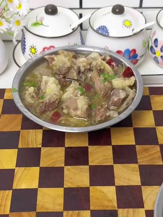 #碗蒸牛肉 #清真八大碗 #地方特色美食 #美食 #跟着 学做菜 清真特色扣碗，碗蒸牛肉，