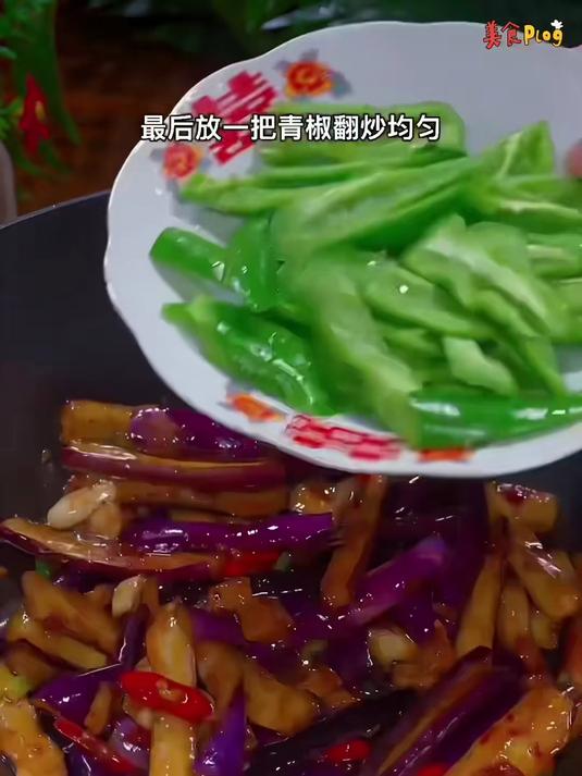 #深夜治愈时光#大年三十必吃的十道热门素材，最后一道价值千万#美食 #一起学做菜 #年夜饭
